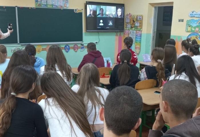 Учням Закарпаття розповіли про навчання в Харківському поліцейському виші