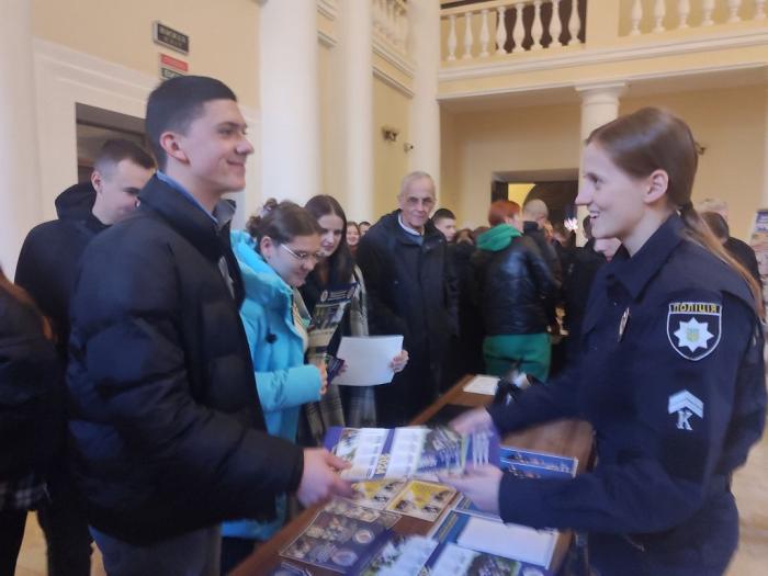 Навчально-наукові інститути №№ 1, 4, 5 провели День відкритих дверей