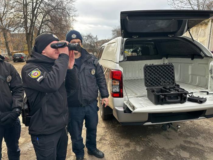 Бінарне заняття за участі інспектора поліції