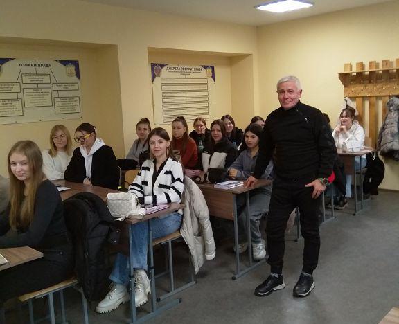 Бінарне заняття з трудового права