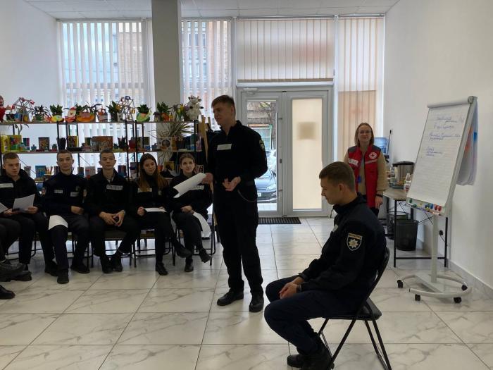 Курсанти 4 курсу ННІ №1 пройшли курс первинної психологічної підготовки