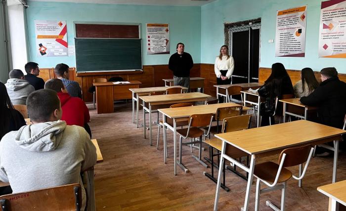 Binary lesson on business law