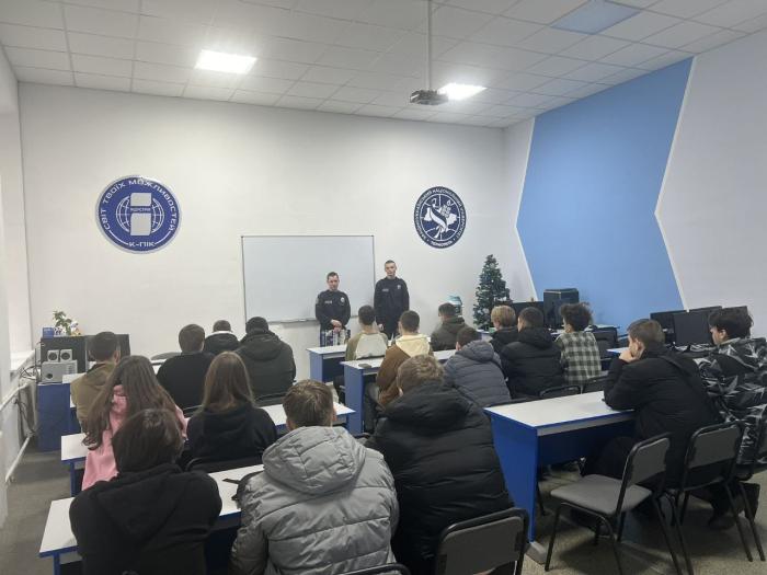 Профорієнтаційна зустріч курсантів зі студентами