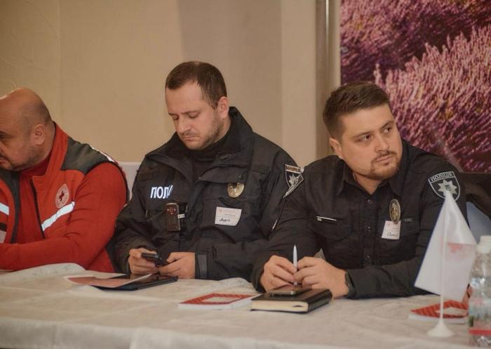 Об'єднані задля відродження: Український Червоний Хрест і громада разом