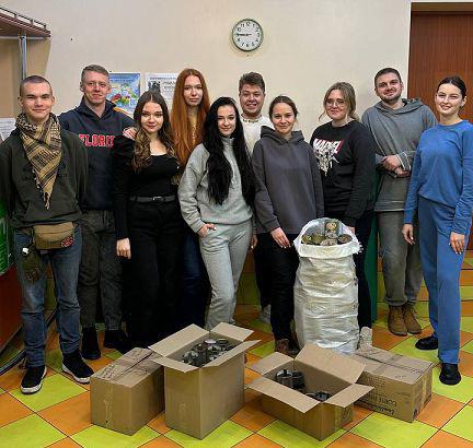 Окопні свічки – захисникам Харківщини