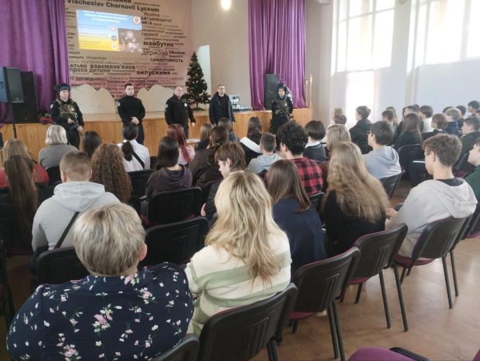 Представники ХНУВС провели профорієнтаційні заходи у місті Івано-Франківськ і селищі Коропець Тернопільської області