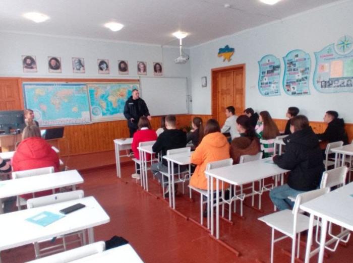 Career guidance meeting with students of Berehometskyi Lyceum №1