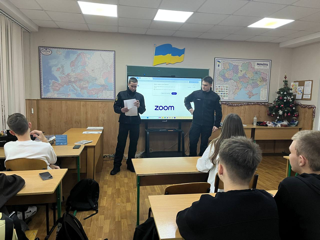 Профорієнтаційні зустрічі у закладах загальної середньої освіти міста Черкаси