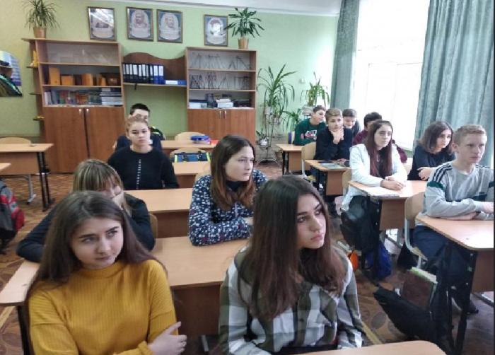 Schoolchildren of Chernivtsi region - about studying at KhNUIA