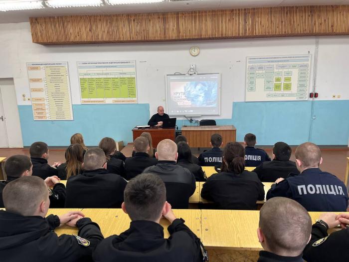 Кураторська година «День пам’яті Героїв Крут: символ мужності, патріотизму та любові до України»