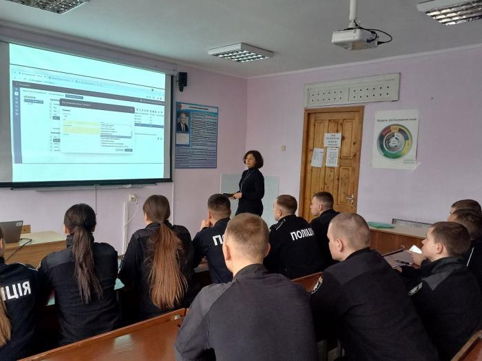 Binary lesson on economic statistics