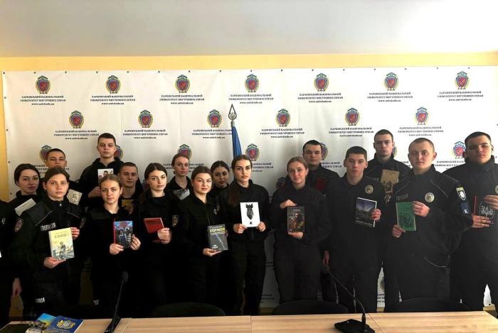 Книги для військовослужбовців