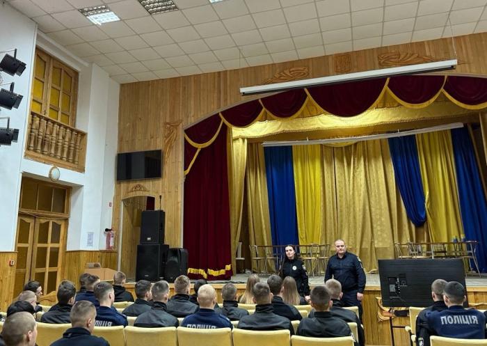 Бінарне заняття з тактики силових дій у поліцейських операціях
