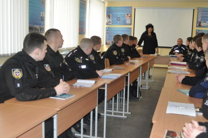 Бінарне заняття з дисципліни «Застосування превентивних поліцейських заходів до різних категорій осіб»