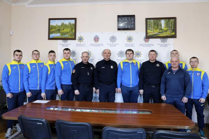 Ректор університету Валерій СОКУРЕНКО провів зустріч із командою ХНУВС із гирьового спорту