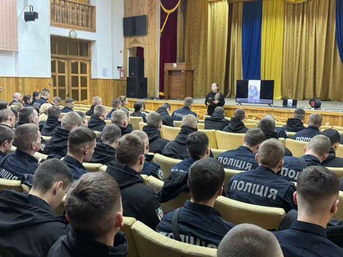 Ті, що йдуть попереду. Виховні години для здобувачів освіти ХНУВС