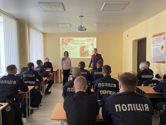 Мовно-літературний захід «Народжена душею в Україні»