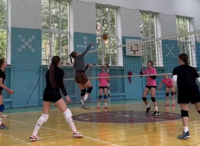 Успішний виступ волейболісток ХНУВС на товариському турнірі