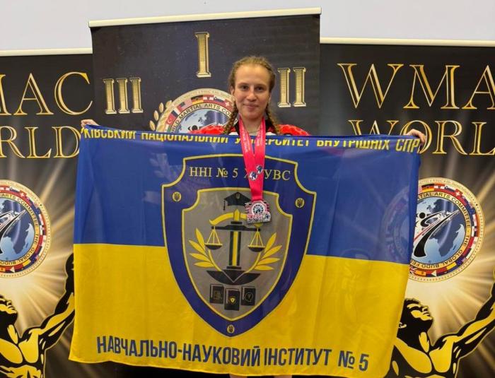 Студентка ХНУВС Дарина ОМЕЛЬЧЕНКО виборола II місце на чемпіонаті Європи з козацького двобою WCFF