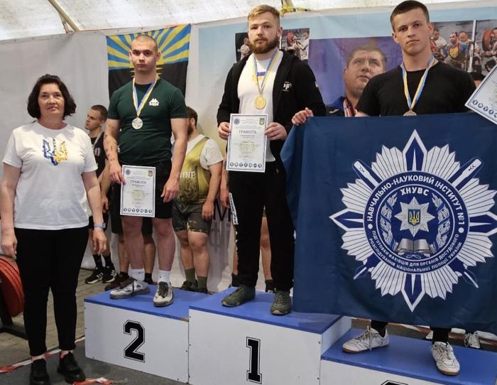 Курсант ХНУВС – призер обласного чемпіонату з пауерліфтингу