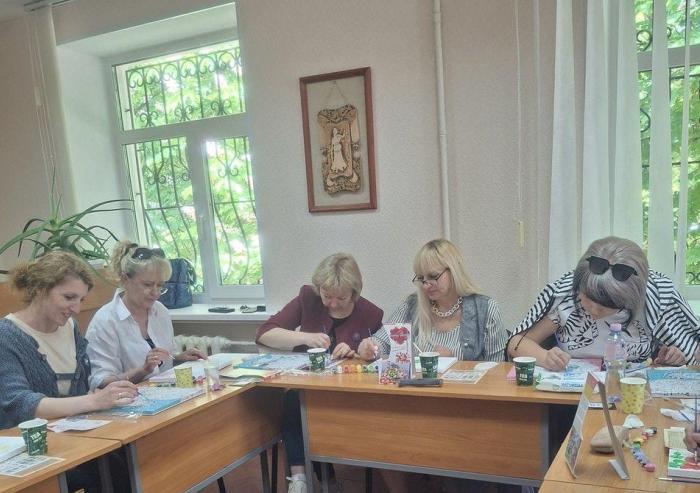 Жіноче коло: простір для відновлення, творчості й взаємопідтримки