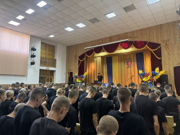 У ХНУВС вшанували пам'ять загиблих випускників