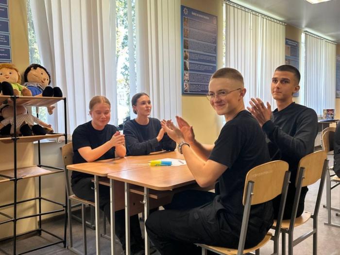 Змагання з ерудиції: брейн-ринг «Кіносвіт України»