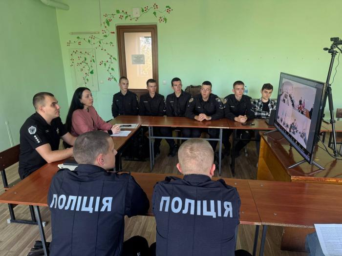 Відбулося вступне заняття Школи наукового лідерства