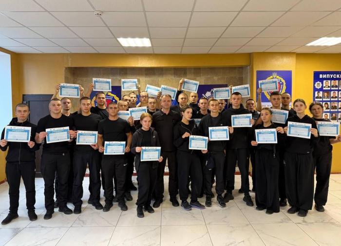 Freshmen tested their knowledge of the Ukrainian language