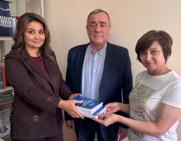 Дарунок бібліотеці