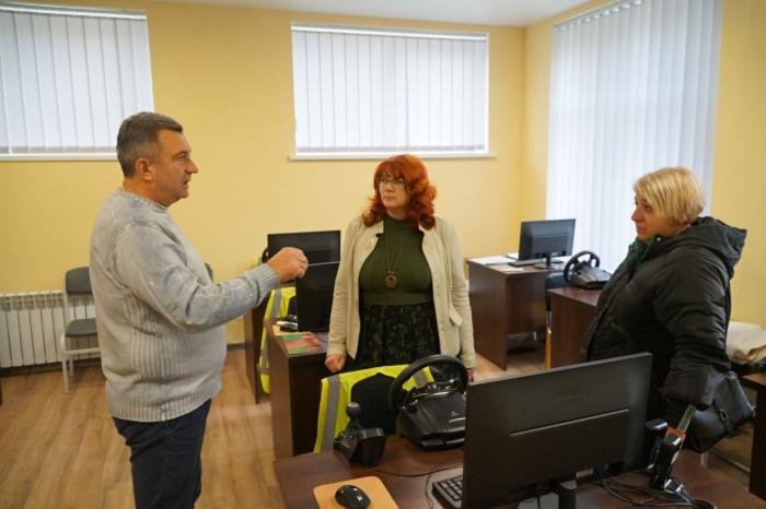 Співпраця у сфері підтримки ветеранів через безбар’єрну автошколу