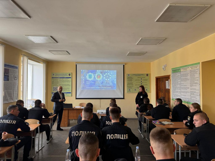 Теорія та практика слідчих (розшукових) дій: заняття за участю адвоката