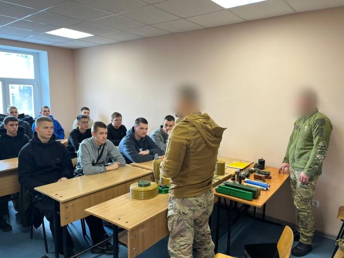 Перший крок до безпеки – знання про вибухонебезпечні предмети