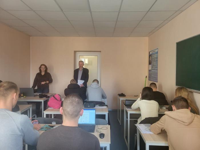 Поєднання теорії та практики у вивченні управлінського обліку