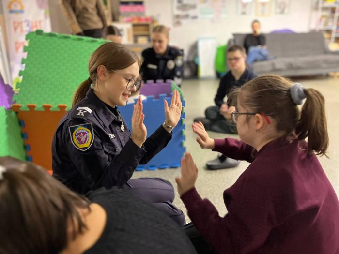 Маленькі миті свята: з турботою про дітей