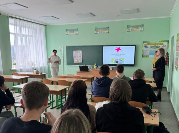 Крок до професії: профорієнтаційні зустрічі з учнями Сумщини та Полтавщини