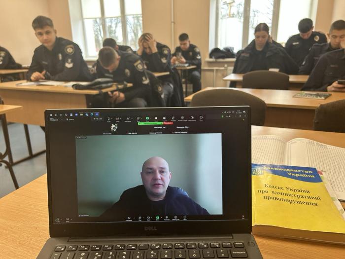 Бінарне заняття з адміністративного права