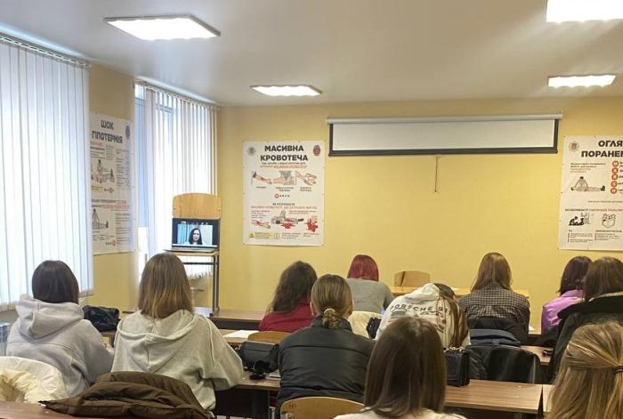 Науковий діалог у змішаному форматі