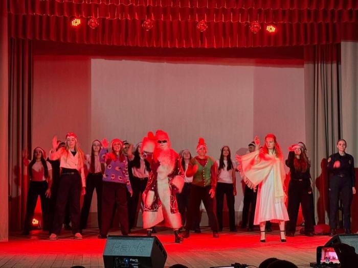 Курсанти показали творчі номери та патріотичні виступи