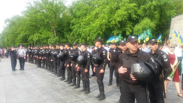 Курсанти ХНУВС охороняють громадський  порядок в місті