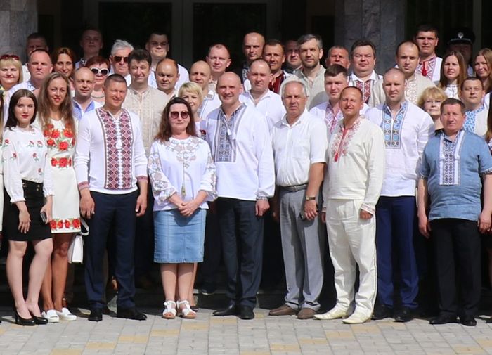 Поліцейські одягли вишиванки