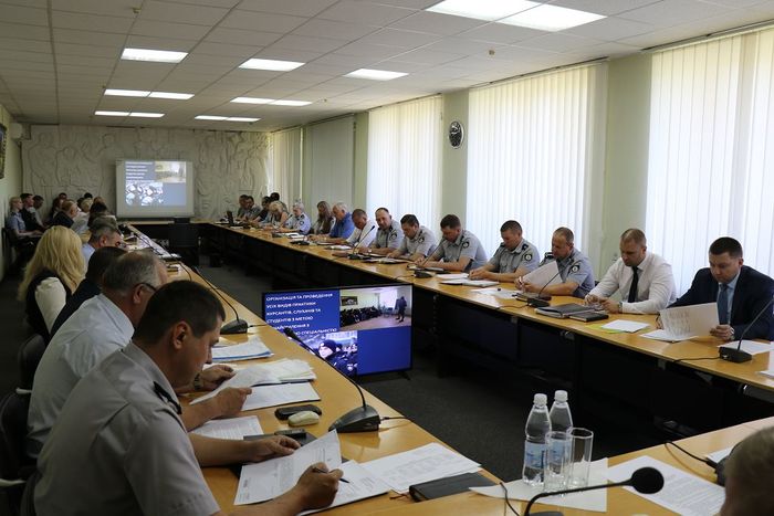 В університеті відзначили працівників, курсантів та студентів навчального закладу