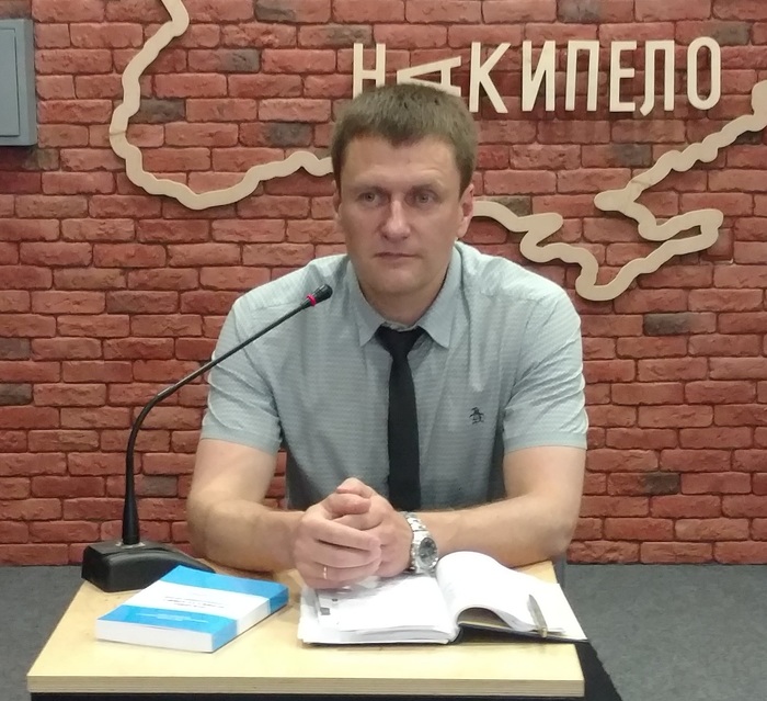 У роботі круглого столу з питань взаємодії поліції з громадськістю взяв участь працівник університету