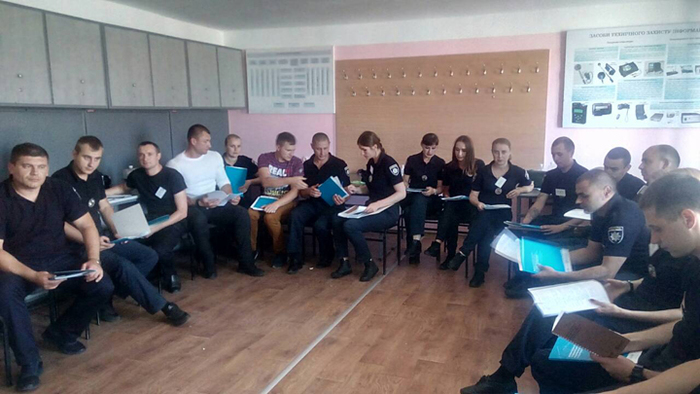 Тренінги для працівників практичних підрозділів