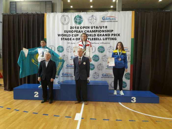  Курсант ХНУВС Альона Килипко стала бронзовою призеркою Першості Європи з гирьового спорту