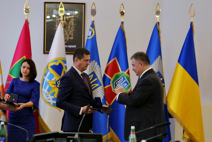 Грамотою Верховної Ради України відзначено проректора університету Михайла Бурдіна 