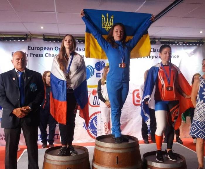 Студентка Сумської філії стала чемпіонкою Європи з жиму лежачи