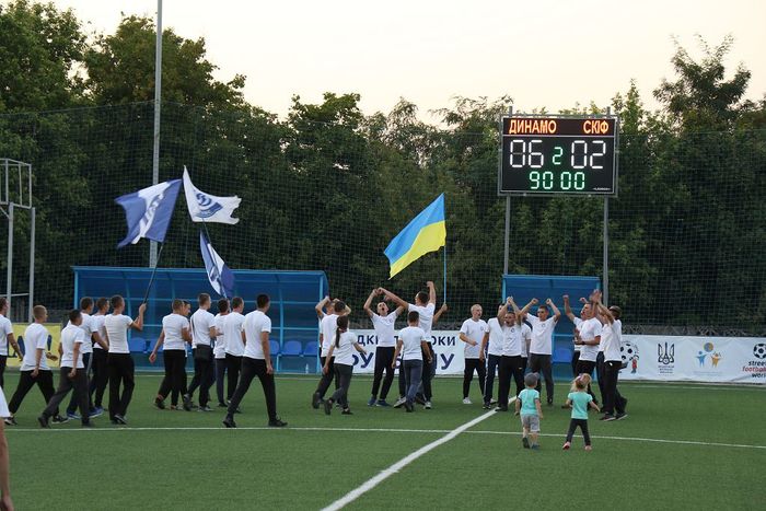 6:2 на користь команди ФК «Універ-Динамо» ХНУВС