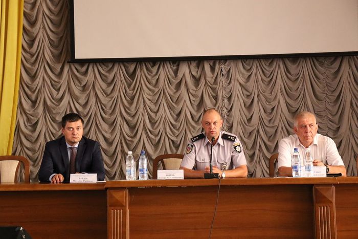 Поліцейські підвищують професійну майстерність 