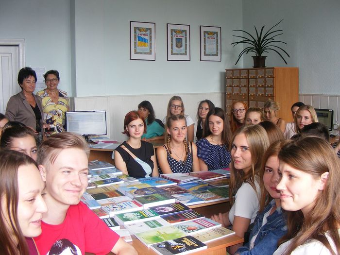 Інформаційний практикум для студентів у бібліотеці університету